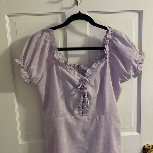 NWT Violet mini dress with puff short sleeves - Picture 2 of 4